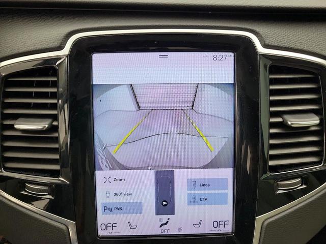 Photo of 2022 Blue Volvo XC90 Recharge Plug-In Hybrid