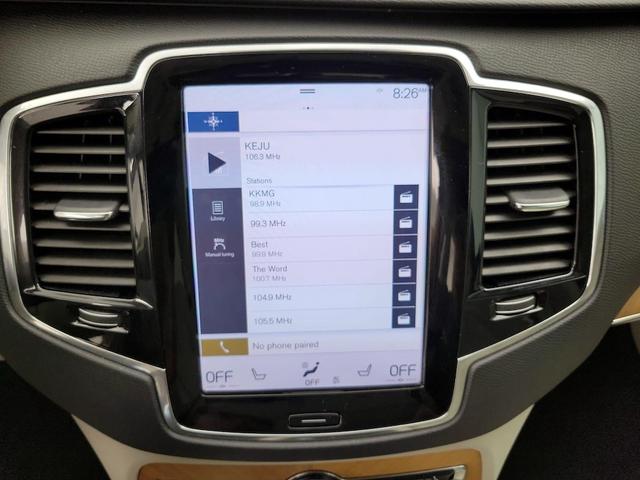 Photo of 2022 Blue Volvo XC90 Recharge Plug-In Hybrid