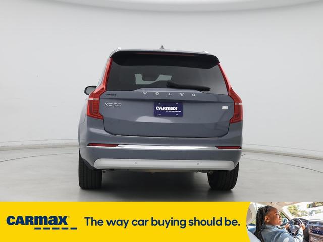 Photo of 2022 Blue Volvo XC90 Recharge Plug-In Hybrid