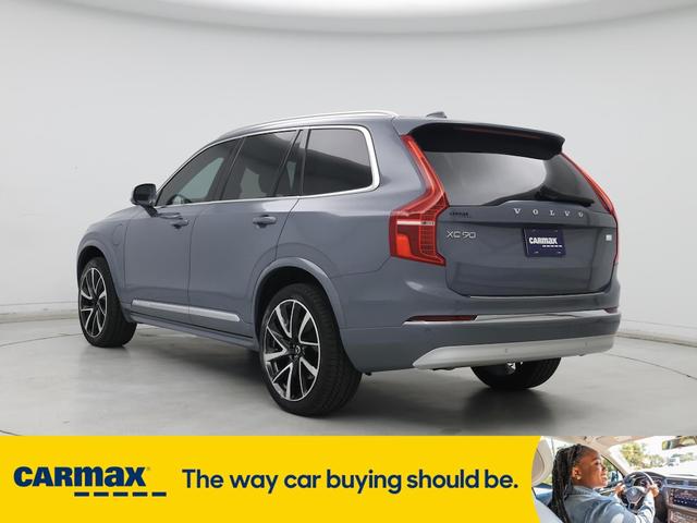 Photo of 2022 Blue Volvo XC90 Recharge Plug-In Hybrid