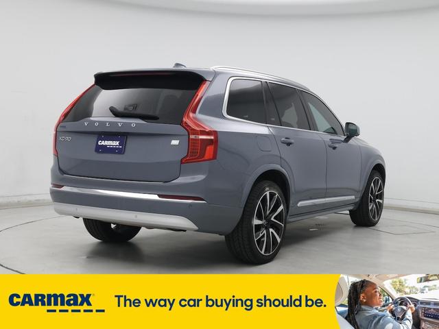 Photo of 2022 Blue Volvo XC90 Recharge Plug-In Hybrid