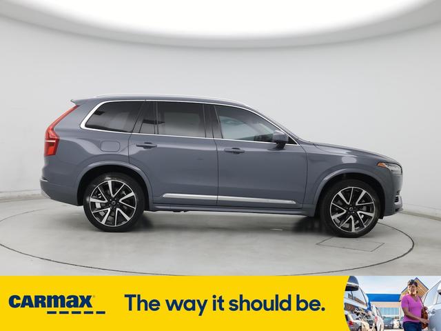 Photo of 2022 Blue Volvo XC90 Recharge Plug-In Hybrid