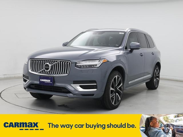 Photo of 2022 Blue Volvo XC90 Recharge Plug-In Hybrid
