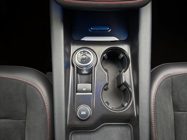 Photo of 2025 White Ford Explorer