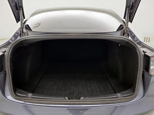 Photo of 2020 Gray Tesla Model 3