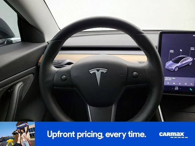 Photo of 2020 Gray Tesla Model 3