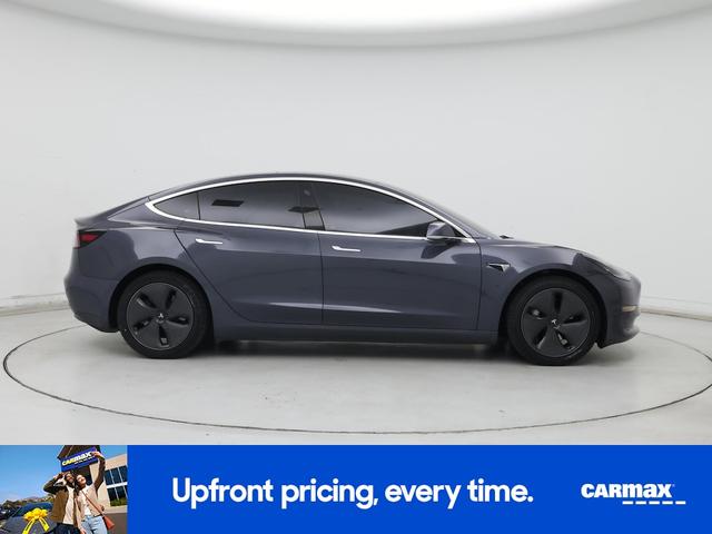 Photo of 2020 Gray Tesla Model 3
