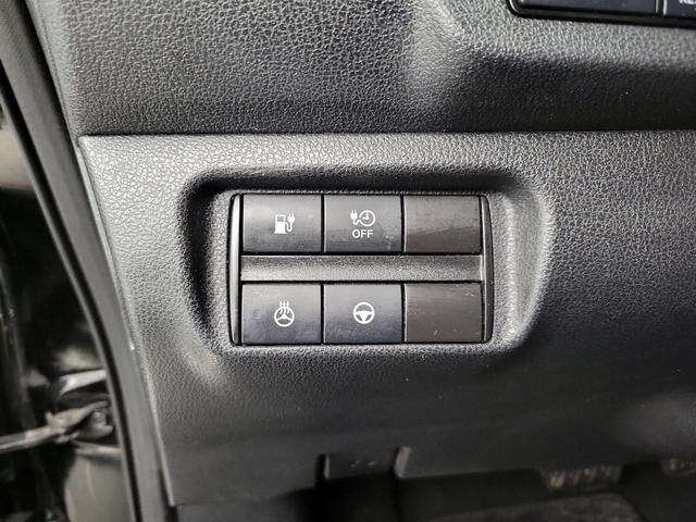 Photo of 2019 Black Nissan Leaf