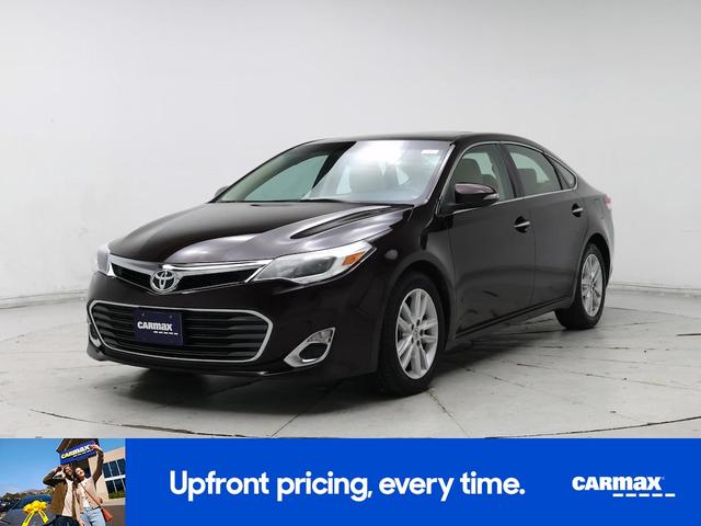 Photo of 2014 Burgundy Toyota Avalon
