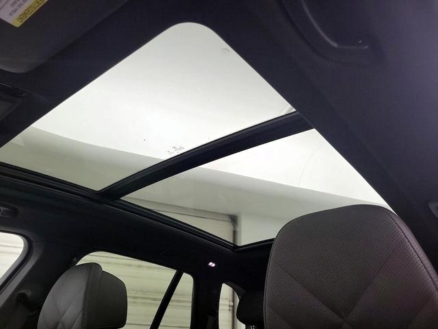 Photo of 2024 Gray BMW X5