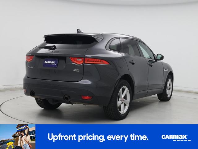 Photo of 2018 Gray Jaguar F-PACE