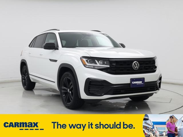 Photo of 2023 White Volkswagen Atlas Cross Sport