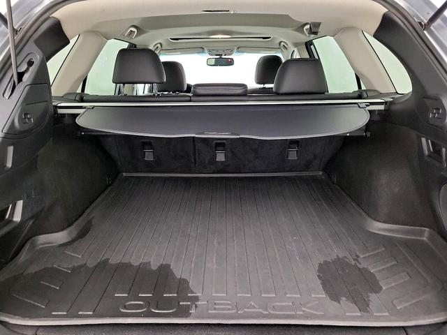 Photo of 2015 Silver Subaru Outback