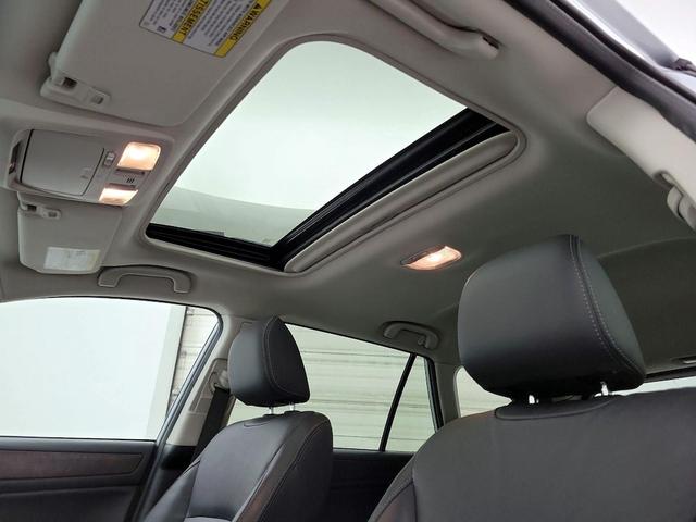 Photo of 2015 Silver Subaru Outback