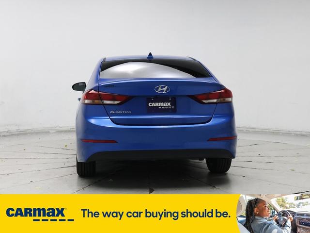 Photo of 2018 Blue Hyundai ELANTRA