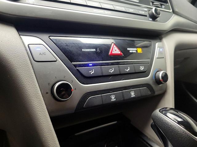 Photo of 2018 Blue Hyundai ELANTRA