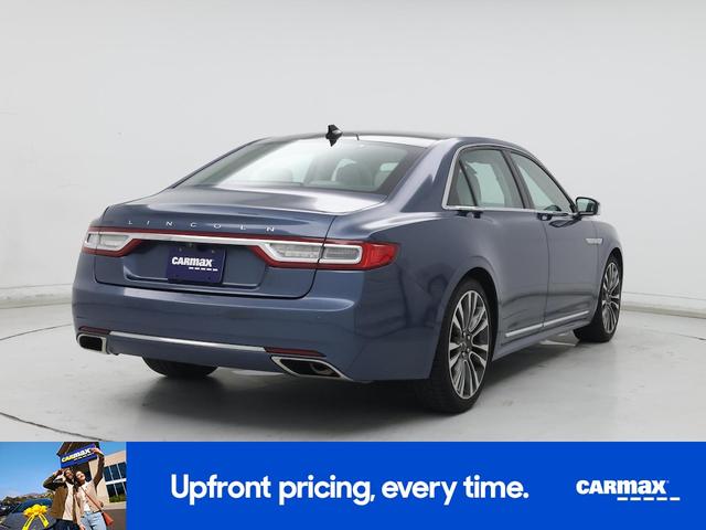 Photo of 2018 Blue Lincoln Continental