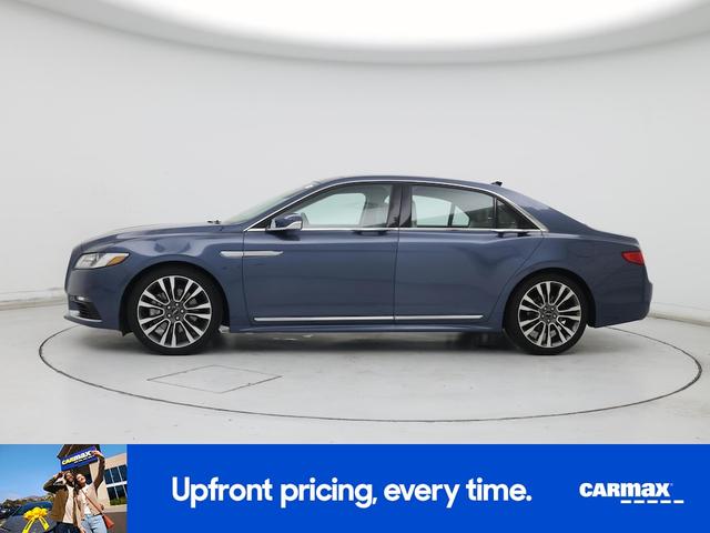 Photo of 2018 Blue Lincoln Continental