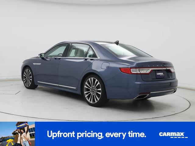 Photo of 2018 Blue Lincoln Continental