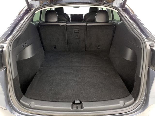 Photo of 2020 Gray Tesla Model Y