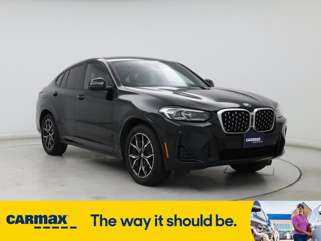 2022 BMW X4
