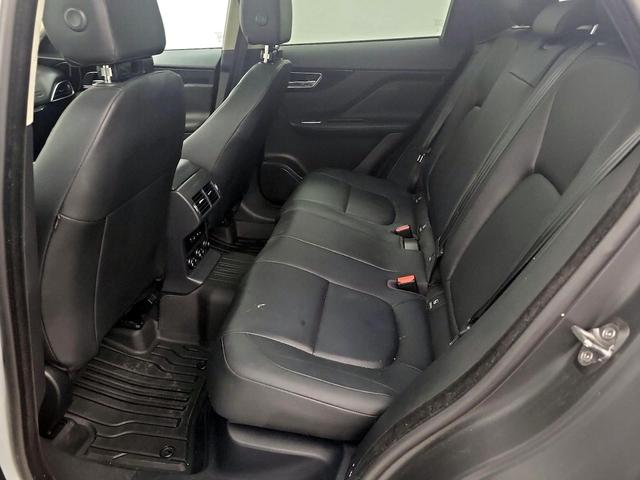 Photo of 2019 White Jaguar F-PACE
