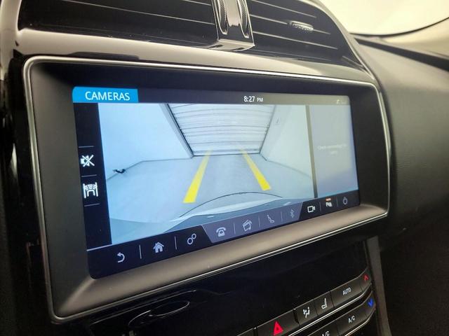 Photo of 2019 White Jaguar F-PACE