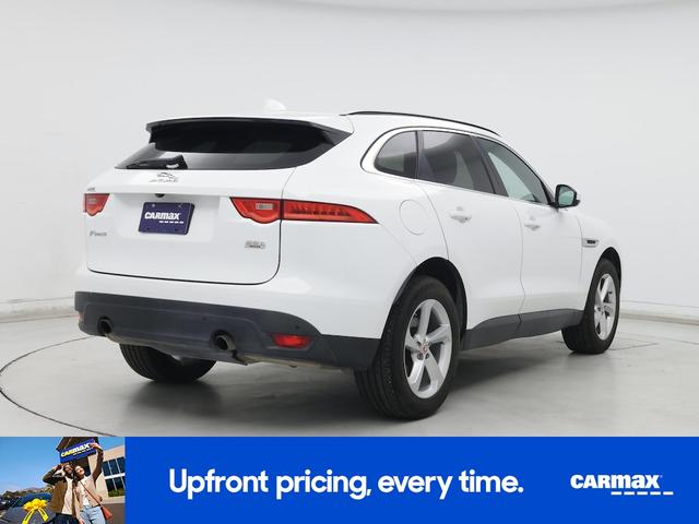 Photo of 2019 White Jaguar F-PACE