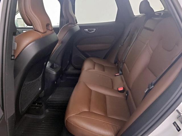 Photo of 2020 White Volvo XC60