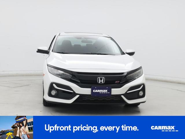 Photo of 2020 White Honda Civic