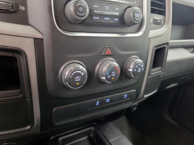 Photo of 2015 Gray RAM 2500