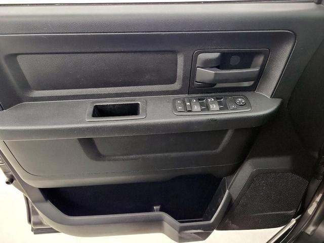 Photo of 2015 Gray RAM 2500