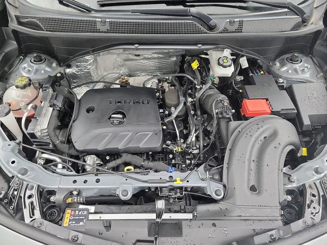 Photo of 2023 Gray Buick Encore GX