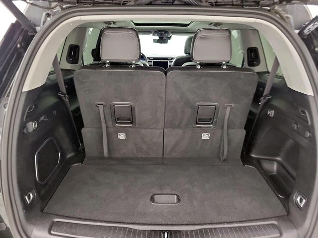 Photo of 2022 Green Jeep Grand Cherokee L