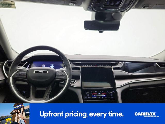 Photo of 2022 Green Jeep Grand Cherokee L