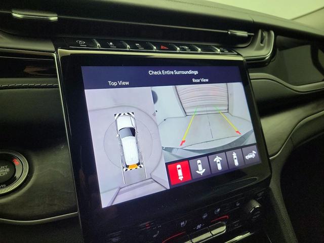 Photo of 2022 Green Jeep Grand Cherokee L