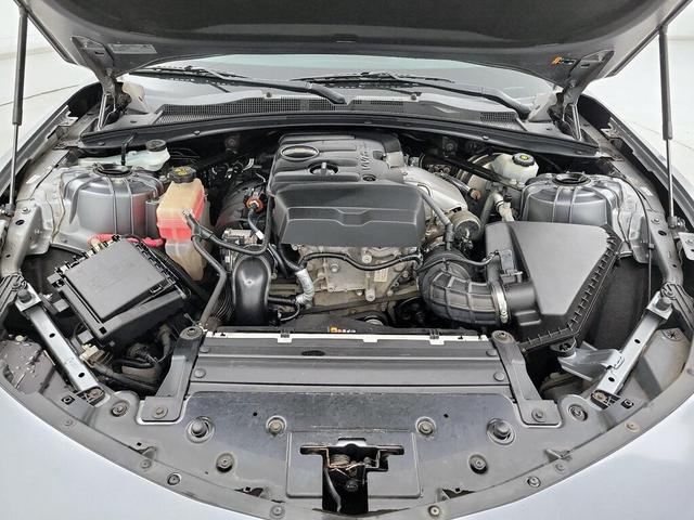 Photo of 2020 Silver Chevrolet Camaro