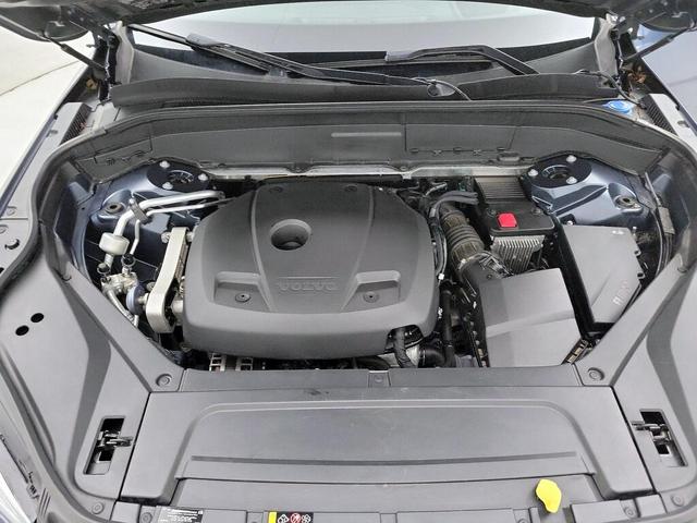Photo of 2019 Blue Volvo XC90