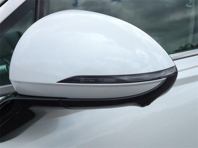 Photo of 2026 Uyuni White Genesis GV70