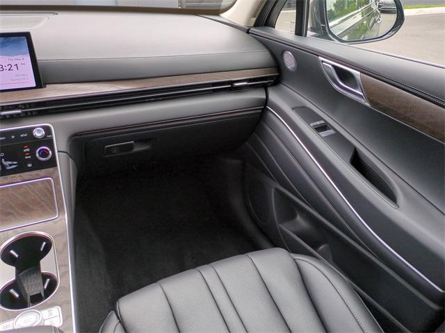 Photo of 2025 Green Genesis GV80
