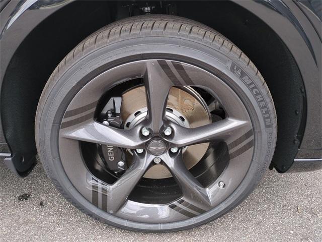 Photo of 2026 Vik Black Genesis GV70