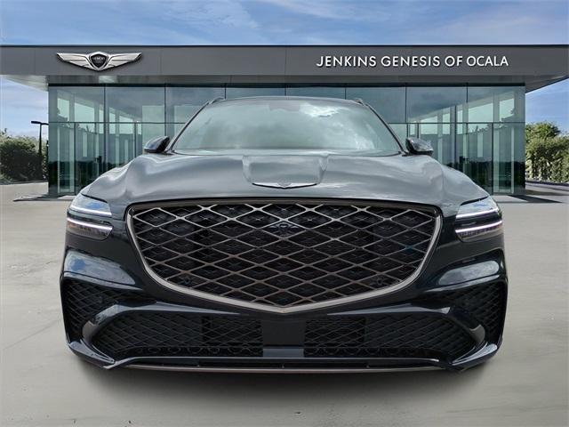 Photo of 2026 Vik Black Genesis GV70
