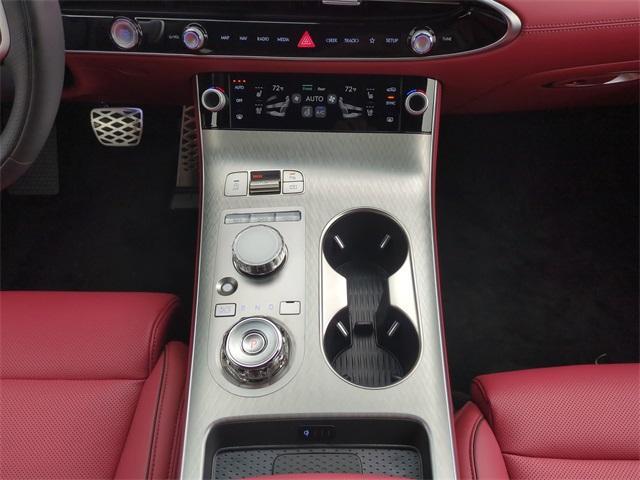 Photo of 2026 Uyuni White Genesis GV70