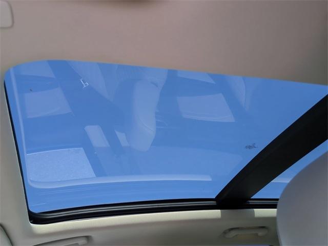 Photo of 2024 Carbonized Gray Metallic Ford Edge