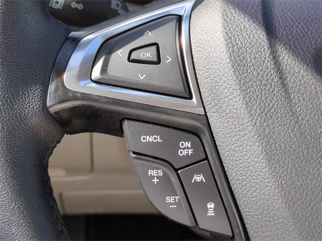 Photo of 2024 Carbonized Gray Metallic Ford Edge
