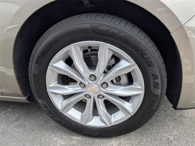 Photo of 2024 Mineral Gray Metallic Chevrolet Malibu