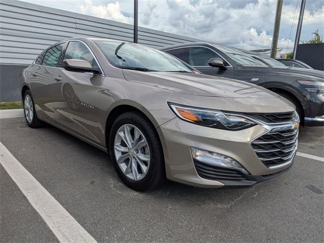 Photo of 2024 Mineral Gray Metallic Chevrolet Malibu