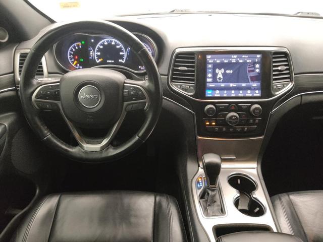 Photo of 2021 Bright White Clearcoat Jeep Grand Cherokee