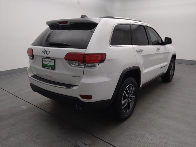 Photo of 2021 Bright White Clearcoat Jeep Grand Cherokee