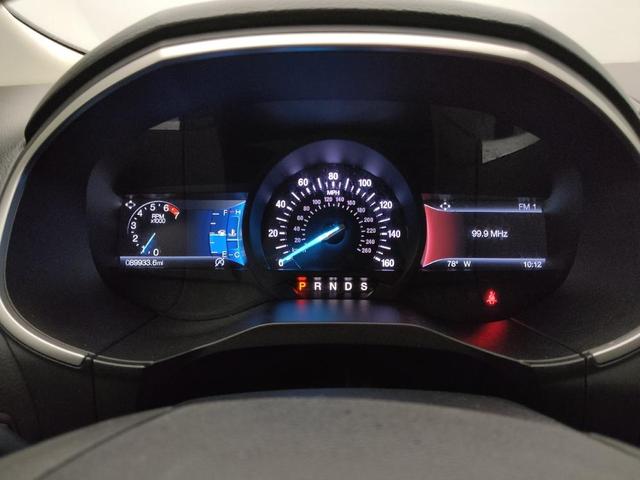 Photo of 2019 White Ford Edge